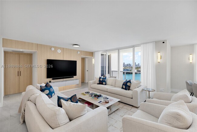 Foto del edificio - 1800 Sunset Harbour Dr