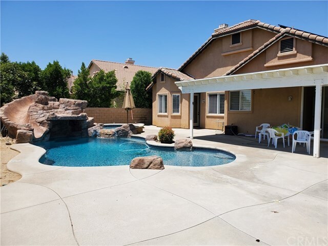 Building Photo - 9751 Walnut Ct