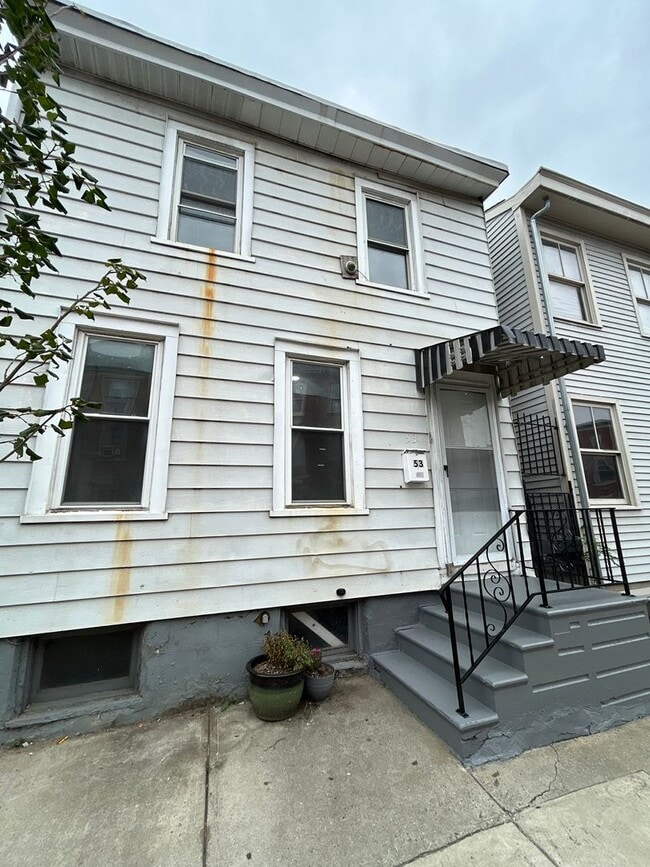 Building Photo - 53 N Stockton St
