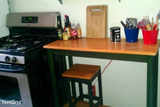 3 br, 1 bath - 425 W 121st St - 3 br, 1 bath  - 425 W 121st St