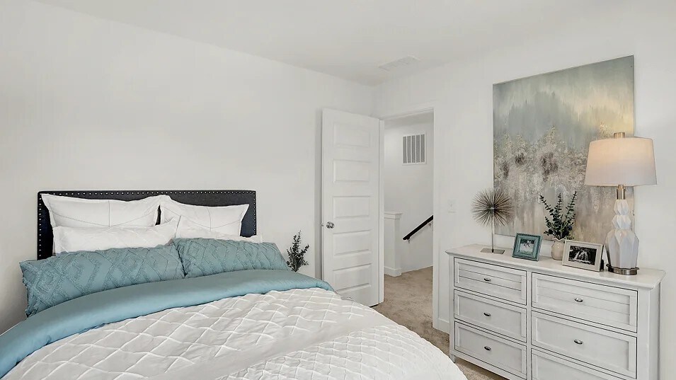 Foto principal - 7609 Marin Pkwy