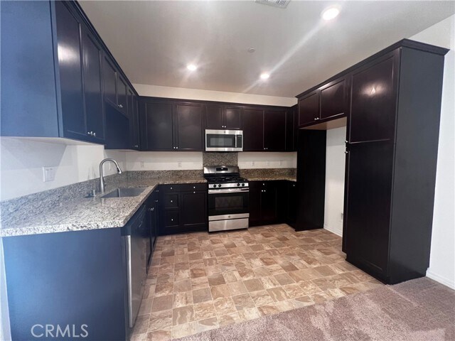 Foto del edificio - 5937 Oatfield Ave