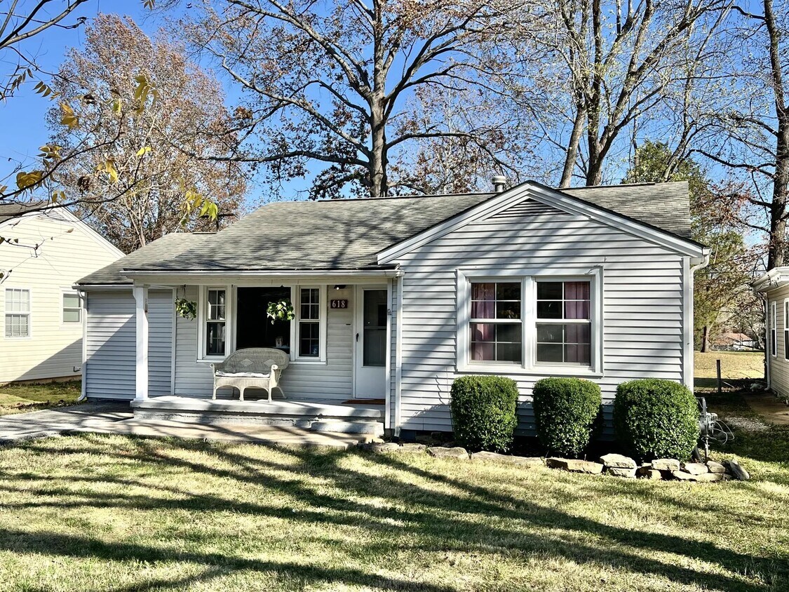 618 Eiserman Ave, Branson, MO 65616 House Rental in Branson, MO