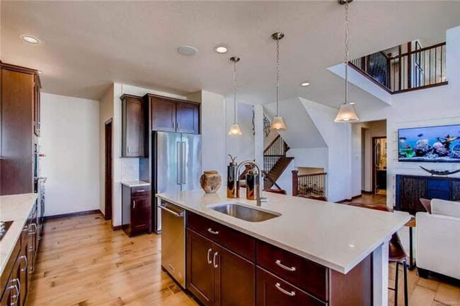 Foto del edificio - Spacious 6BR House in Arvada