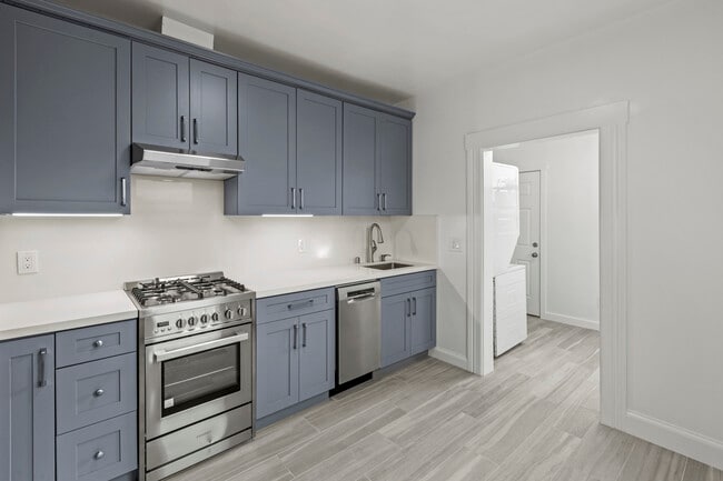 Building Photo - 81 Hoff St