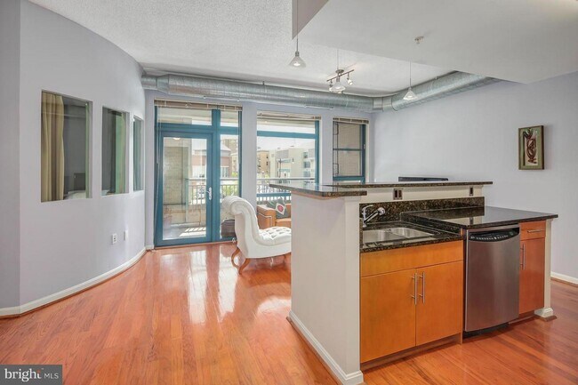 Foto del edificio - 1390 Kenyon St NW