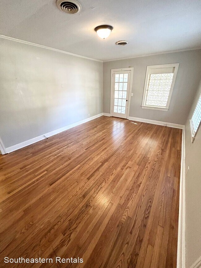 Building Photo - 2 br, 1 bath House - 7 Reed St