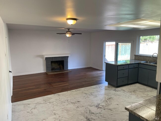 Building Photo - 104 Rene Dr