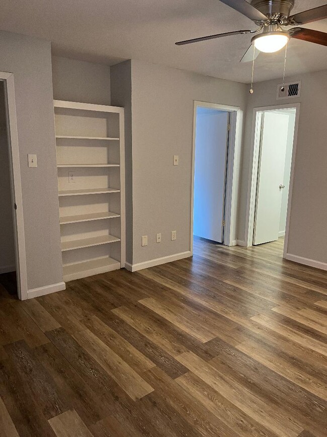 Building Photo - Berry Creek Condominiums