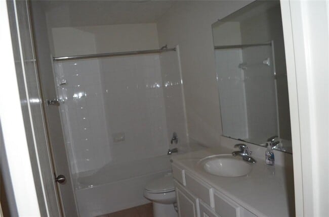Foto del edificio - 6719 Emerald Shire Ln