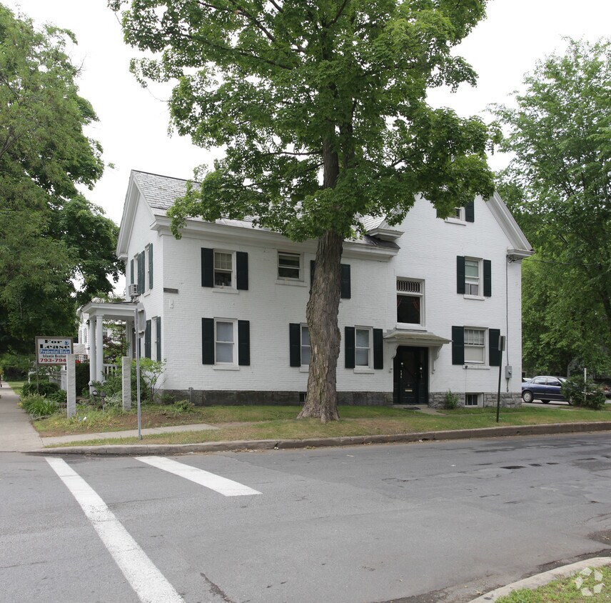 176 Ridge St, Glens Falls, NY 12801 Apartments in Glens Falls, NY