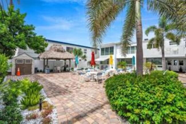 Foto del edificio - 4228 N Ocean Dr