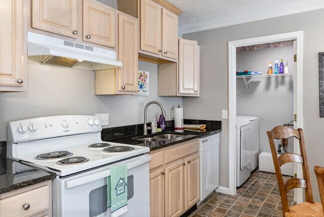 Foto del edificio - 130 Overbrook Ct