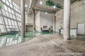 Foto del edificio - 3029 NE 188th St