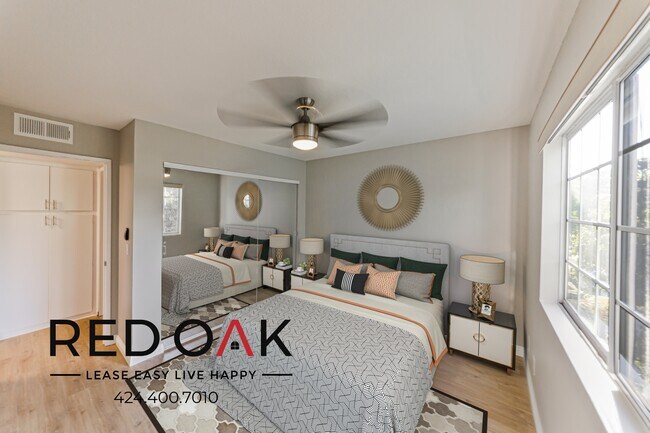 Foto del edificio - ~1 Month FREE~ Bright and Welcoming Two Be...