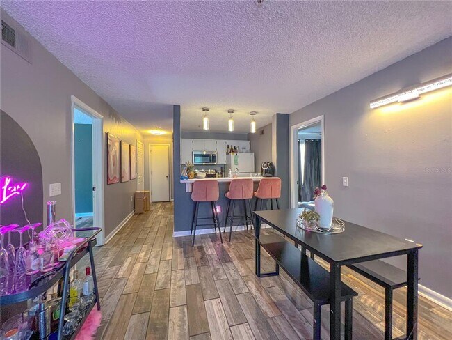 Foto del edificio - 3921 SW 34th St