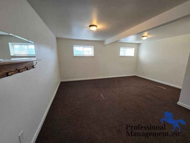 Building Photo - 3 bedroom in Billings MT 59101