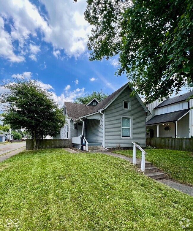 Building Photo - 853 N Temple Ave