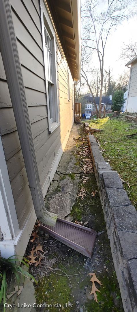 Foto del edificio - 2 br, 1.5 bath House - 1315 Dugdale St.