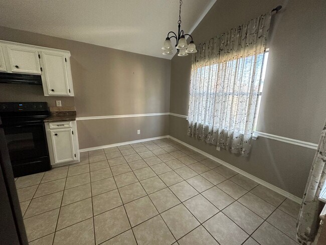 Foto del edificio - Beautiful Southern Hills 3 bedroom