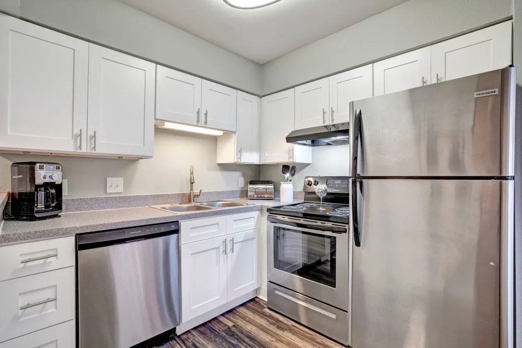 Lifestyle Convenience Meets Natural Beauty - Lifestyle Convenience Meets Natural Beauty