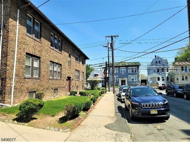 Foto del edificio - 367 Sanford Ave