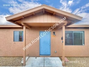 Building Photo - 750 W 41st St