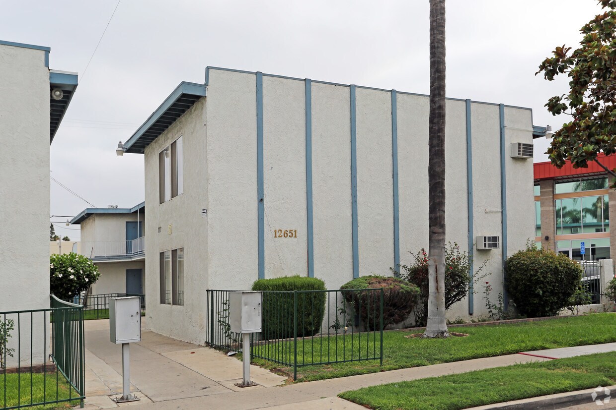 12651 Sunswept Ave, Garden Grove, CA 92843 Apartments in Garden Grove, CA