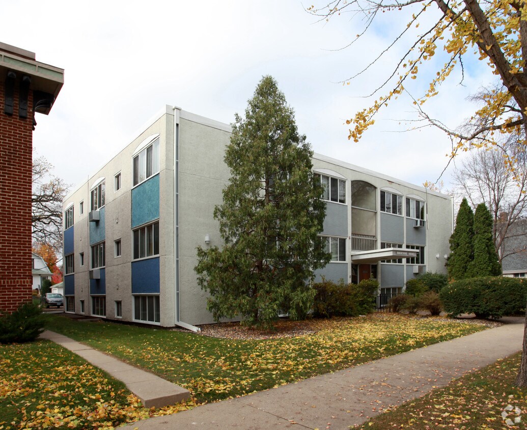 Primary Photo - 3500 Emerson
