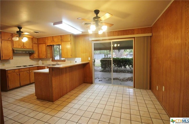 Building Photo - 1236 Rivercrest Dr