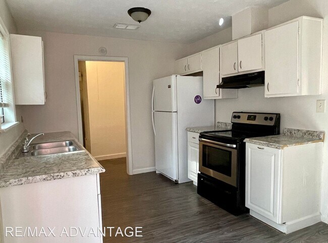 Building Photo - 4 br, 1.5 bath House - 8832 E Bourne Dr
