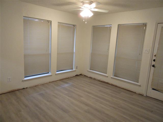 Building Photo - 9416 Summerhill Ln