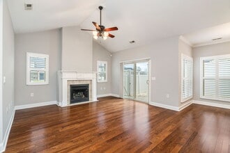 Building Photo - 4935 Willow Bluff Cir