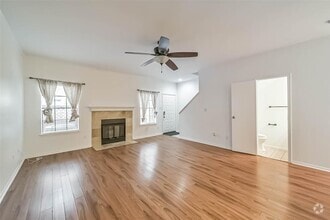 Building Photo - 9850 Pagewood Ln