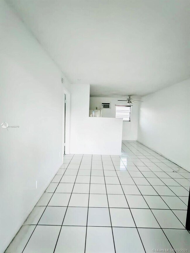 Foto del edificio - 400 SE 31st St