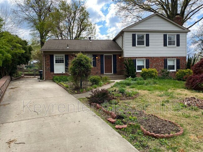 Building Photo - 3901 Flagstone Terrace