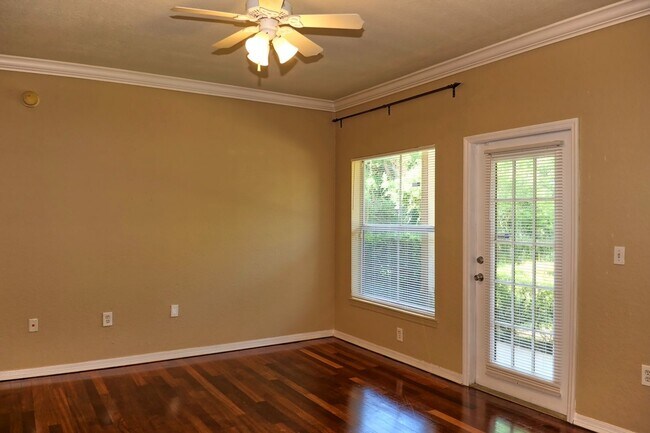 Building Photo - Lovely 1 bedroom 1 bath at Fountains at Me...