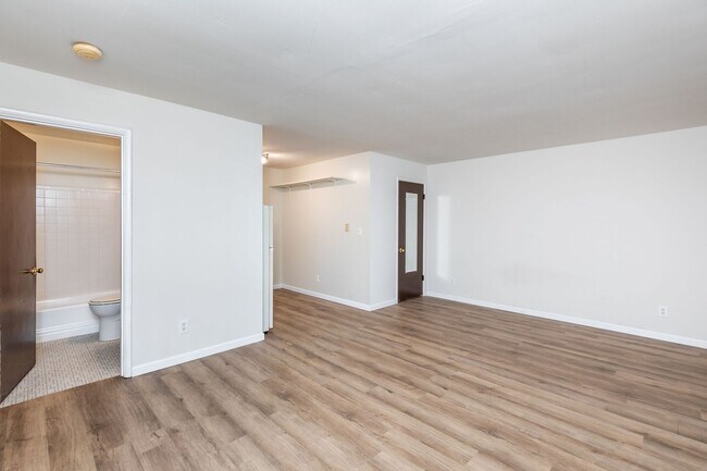 Foto del edificio - 5634 Macey Ave