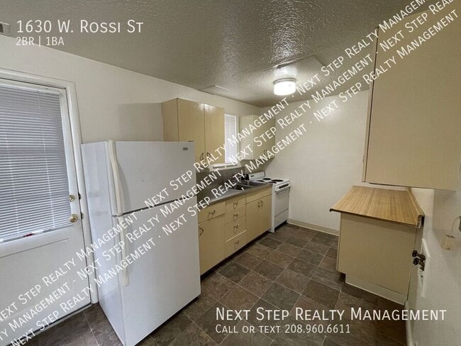 Building Photo - 1630 Rossi St