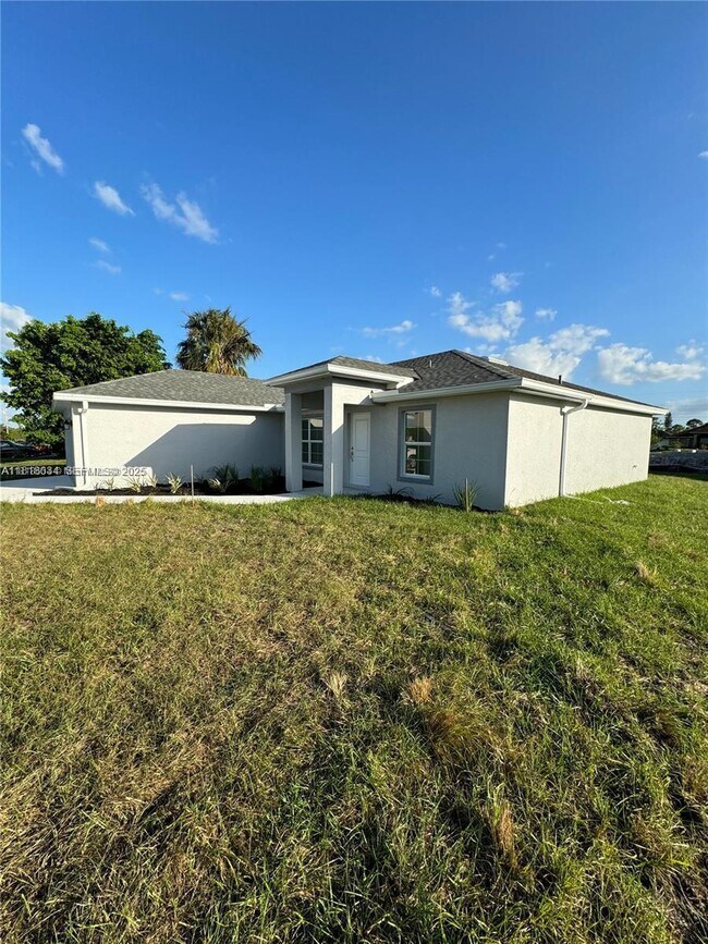 Building Photo - 3503 38th St SW