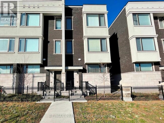 Building Photo - 3922 Major MacKenzie Dr W