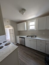 Building Photo - 544 5th Ave