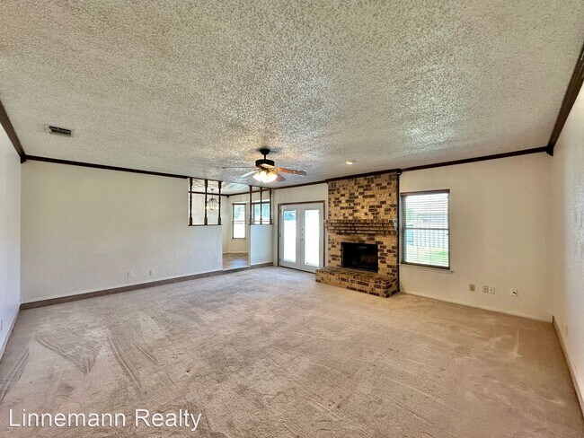 Foto del edificio - 3 br, 2 bath House - 1602 Becker Drive