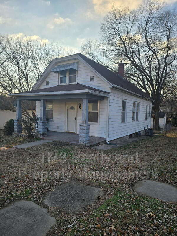 Foto principal - 819 N 9th St