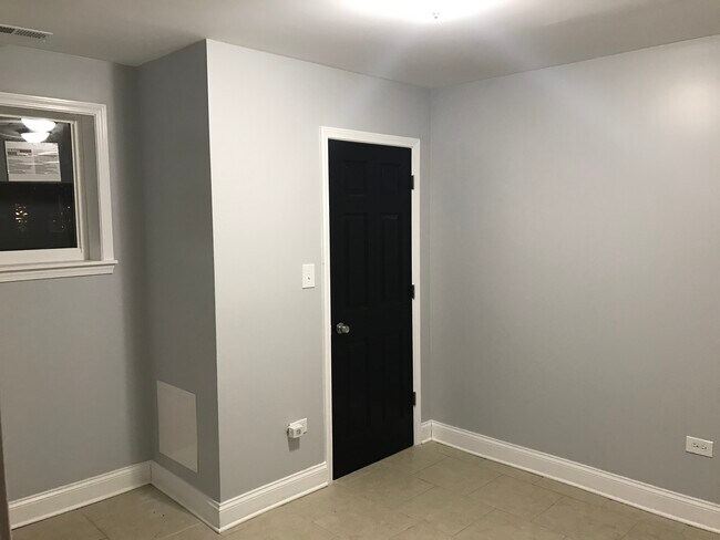 Bedroom 2 - 1112 Orchard Ave