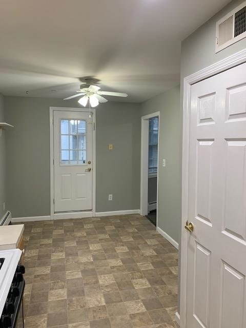 Building Photo - 14-16-16 E 41st St