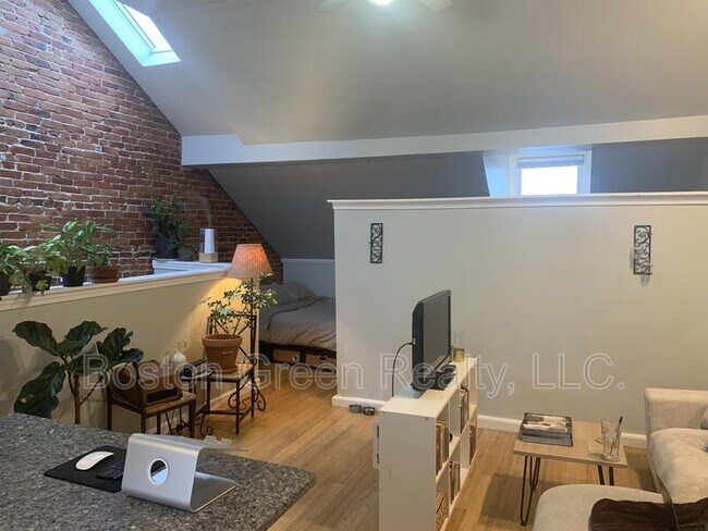 Foto del edificio - 315 Meridian St