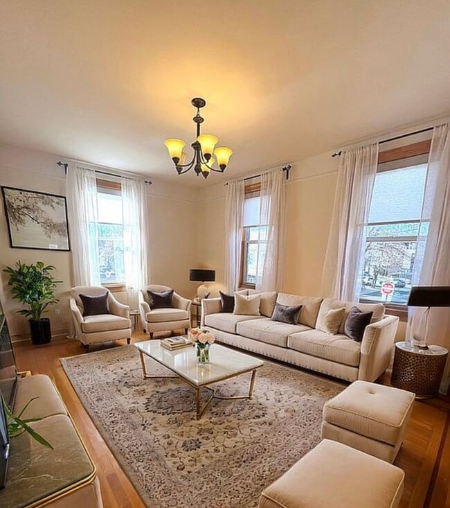 Building Photo - 4210 23rd Ave