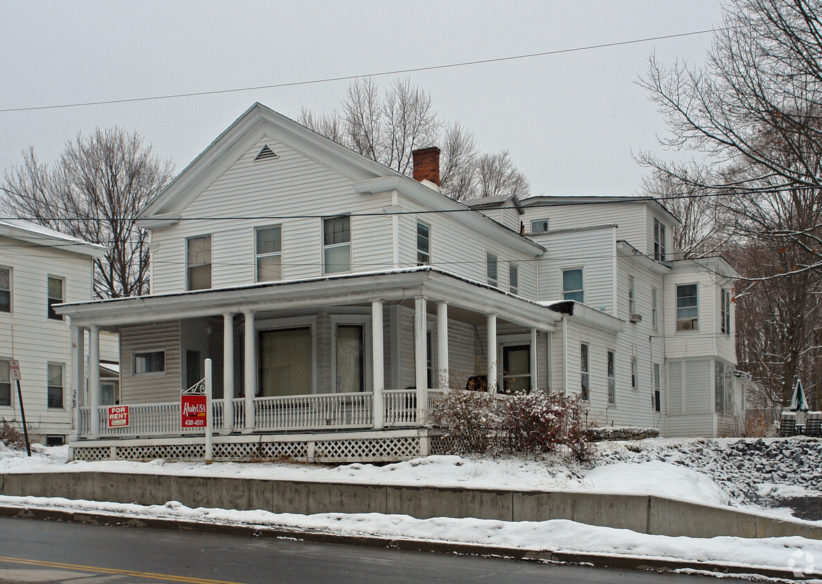 Foto del edificio - 328 Milton Ave