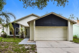 Building Photo - 1345 Bridlebrook Dr